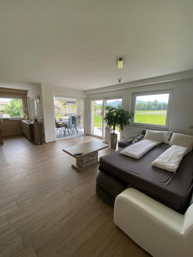 Hisa Helena Villa Kranj Buitenkant foto