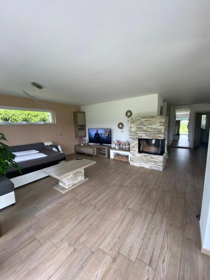 Hisa Helena Villa Kranj Buitenkant foto